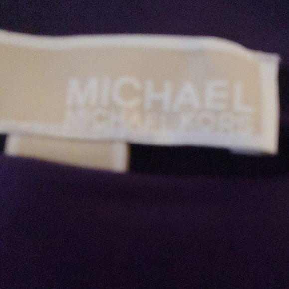 Top - Picture 2 of 5